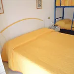 Lovely Flat With Shared Pool - Beahost