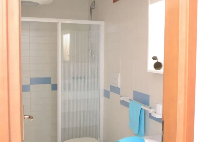 Apartment Lovely Flat With Shared Pool - Beahost *